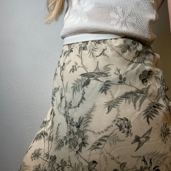 Express MIDI Skirt - Picture 4 of 11